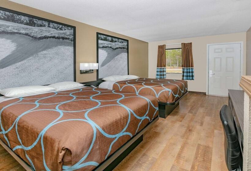فندق Super 8 By Wyndham Moss Point