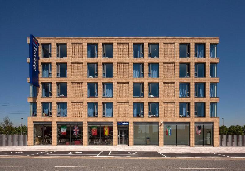هتل Travelodge London Excel