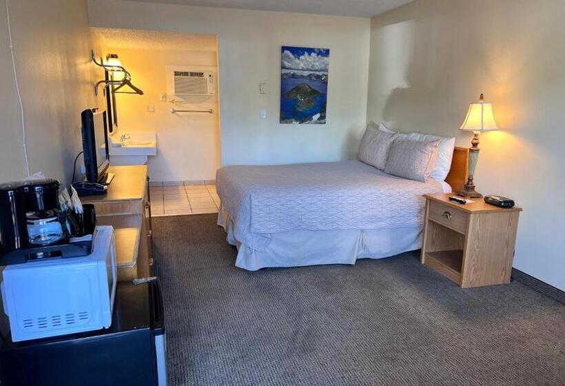 فندق على الطريق Timbers Inn And Suites