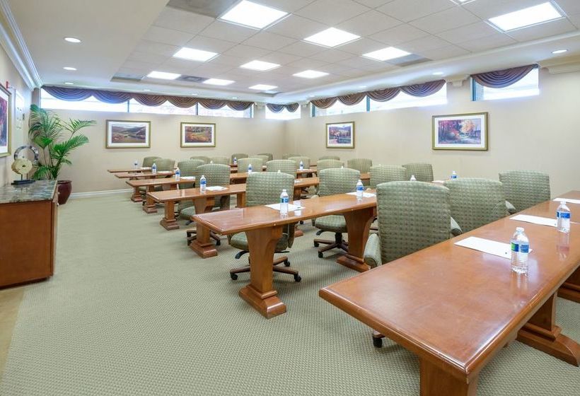 Oakwood Falls Church Aparthotel