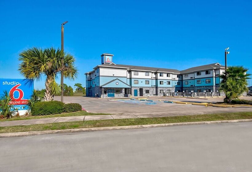 Studio 6port Arthur, Tx  Se