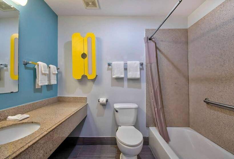 Studio 6port Arthur, Tx  Se