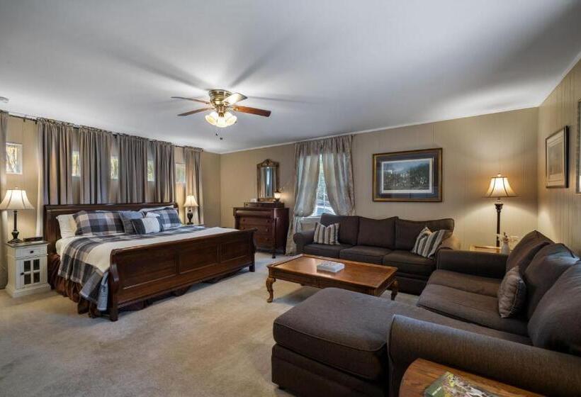 민박 The Inn On Front Street