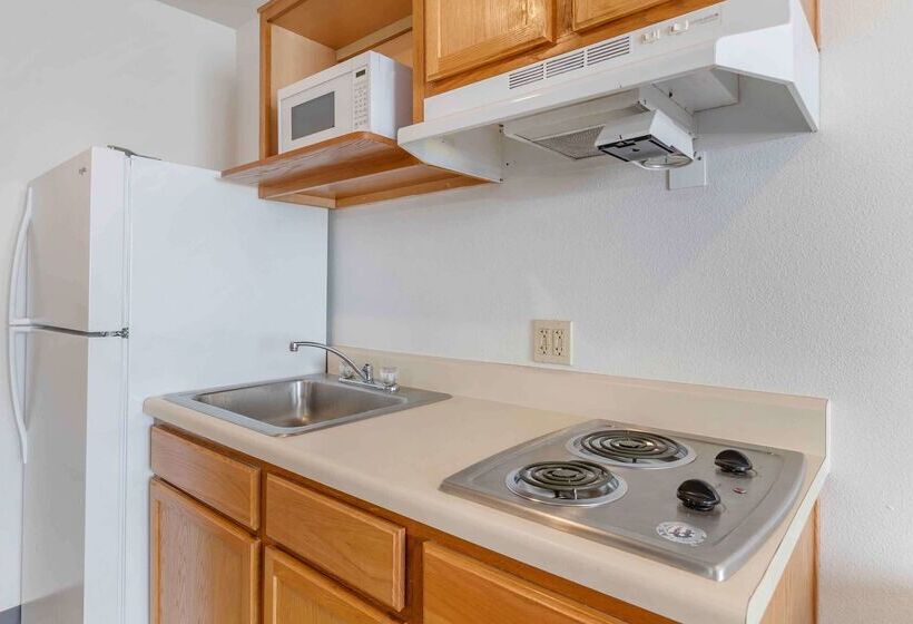 Extended Stay America Select Suites   Omaha   Southwest