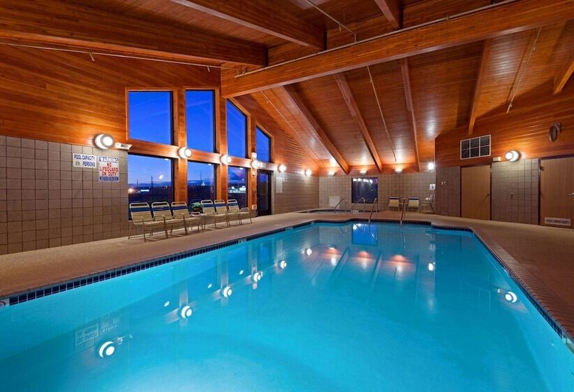 בית מלון כפרי Americinn By Wyndham Rexburg Byui