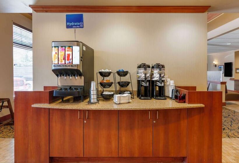 فندق Best Western Golden Prairie Inn And Suites