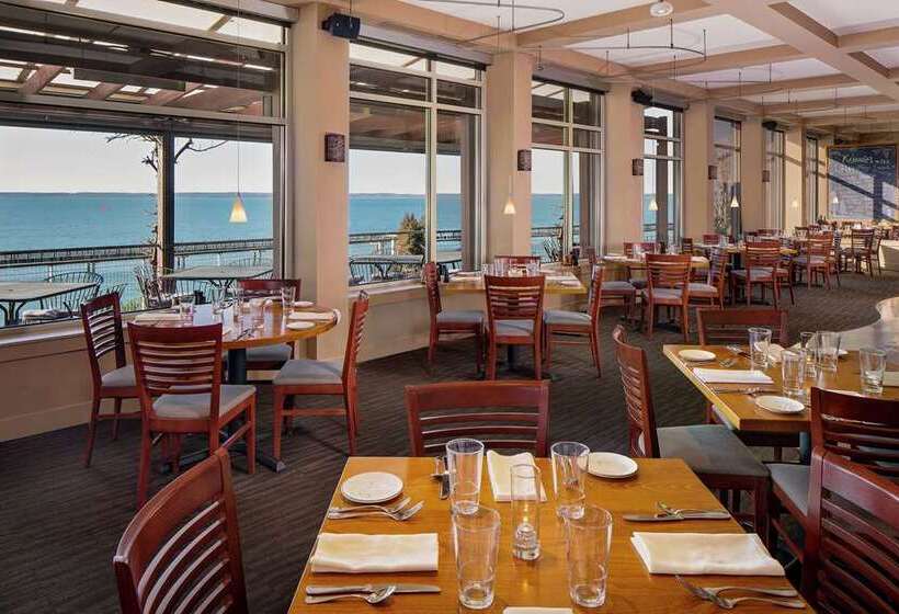 فندق Chrysalis Inn & Spa Bellingham, Curio Collection By Hilton