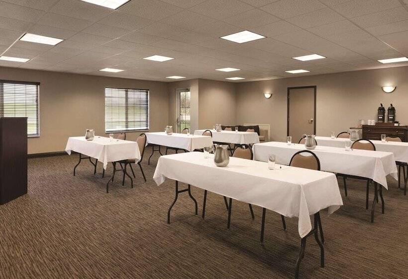 בית מלון כפרי Country Inn & Suites By Radisson, Indianapolis Airport South, In
