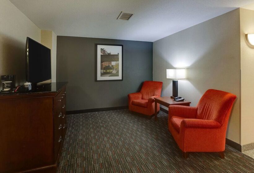 هتل Drury Inn & Suites Montgomery