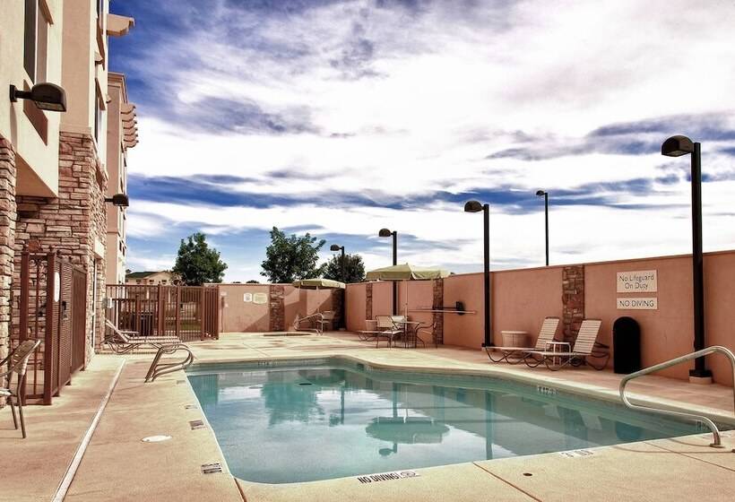 فندق Fairfield Inn & Suites Clovis