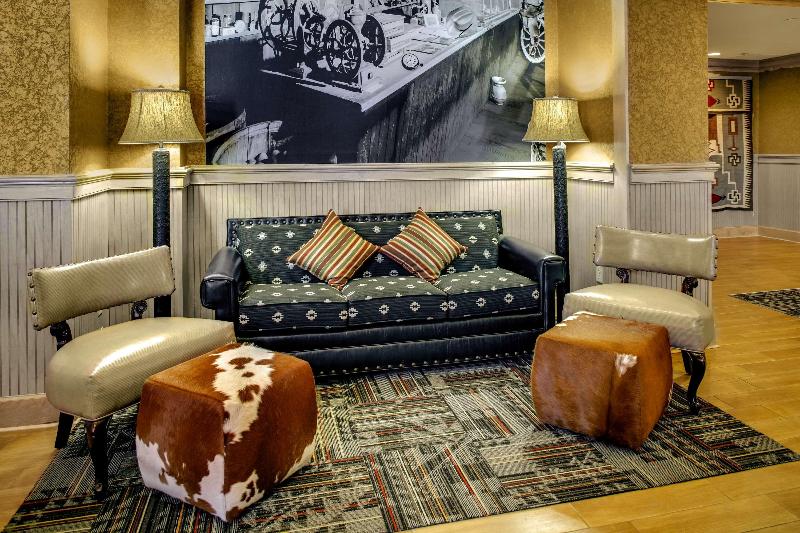 هتل Hampton Inn & Suites Dodge City