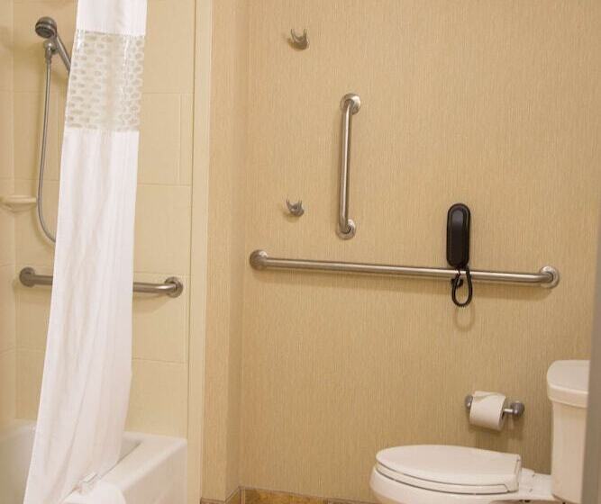 هتل Hampton Inn & Suites Dodge City