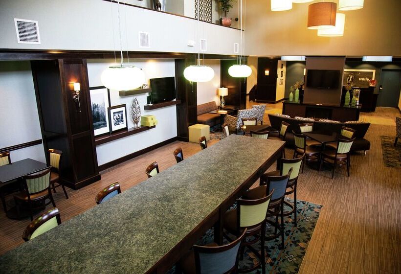 ホテル Hampton Inn & Suites Sharon