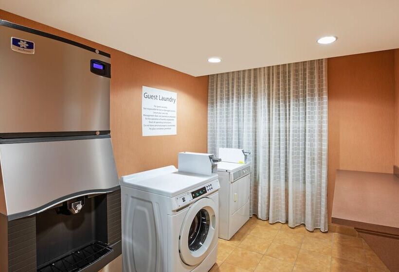 هتل Holiday Inn Ardmore, An Ihg