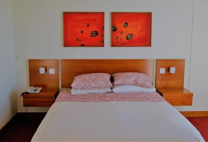 فندق Quinta Do Louredo