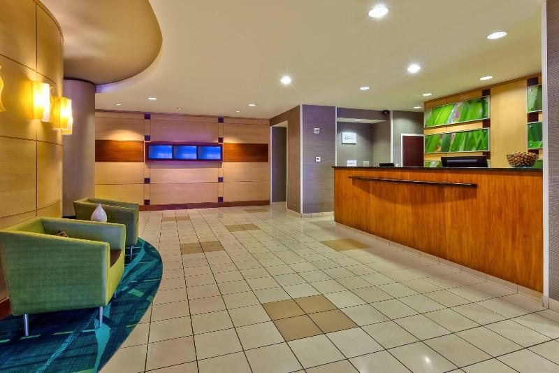 هتل Springhill Suites By Marriott Grand Rapids Airport Southeast