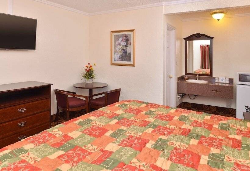 فندق على الطريق Americas Best Value Inn & Suites Klamath Falls