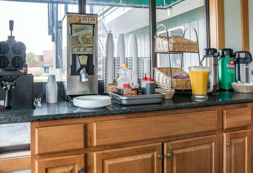 מוטל Rodeway Inn