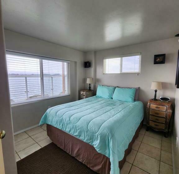 Plainview Motel