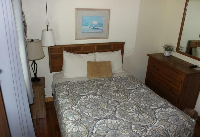 Cape Pines Motel