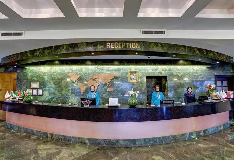 Chamran Grand Hotel