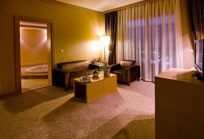 هتل Adrina Termal Health & Spa