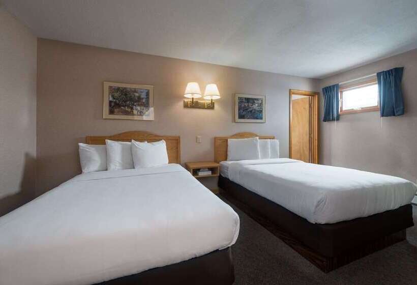 هتل Americas Best Value Inn & Suites Lake George