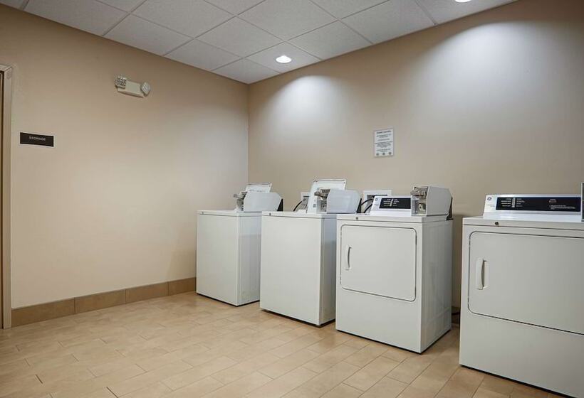 فندق Best Western Plus Cushing Inn & Suites