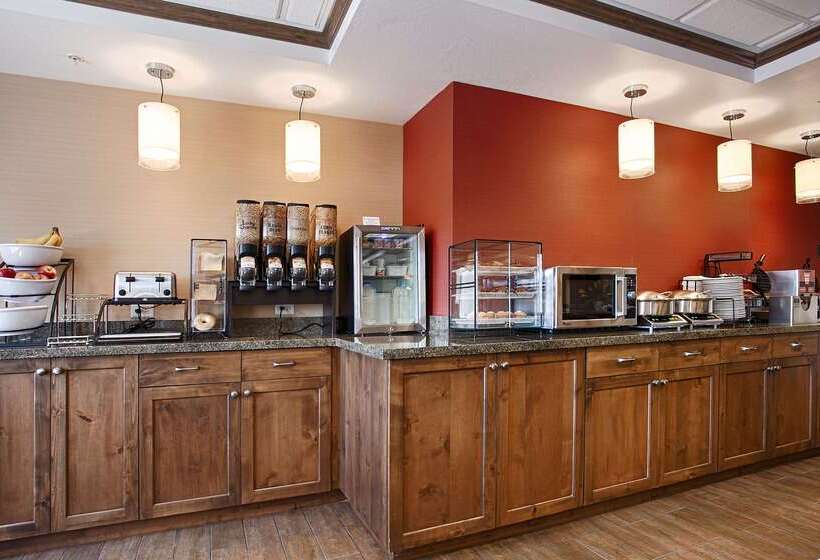 בית מלון כפרי Best Western Plus Layton Park