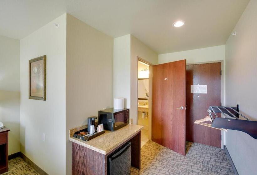 فندق Cobblestone Inn & Suites  Clintonville