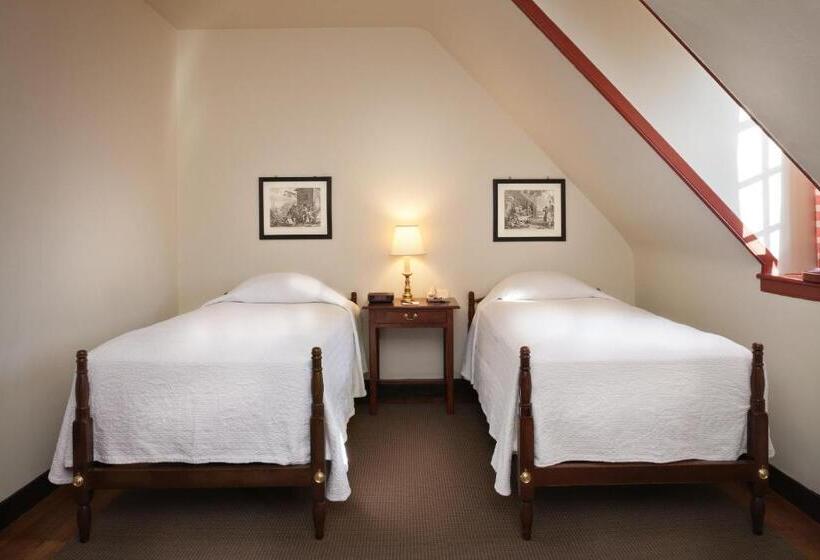 هتل Colonial Houses, An Official Colonial Williamsburg