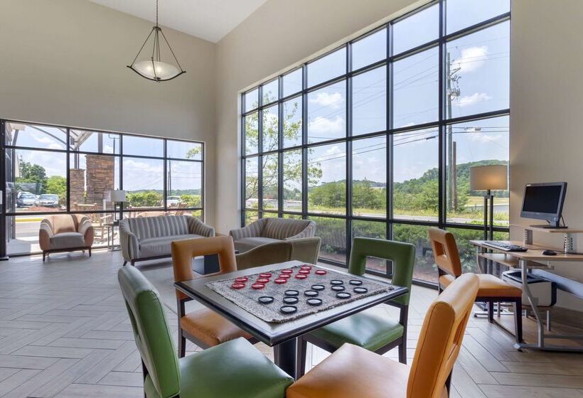 호텔 Comfort Suites Kodak Sevierville