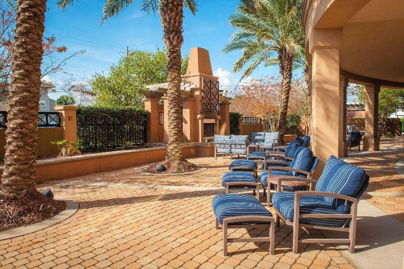בית מלון כפרי Courtyard By Marriott Pensacola Downtown