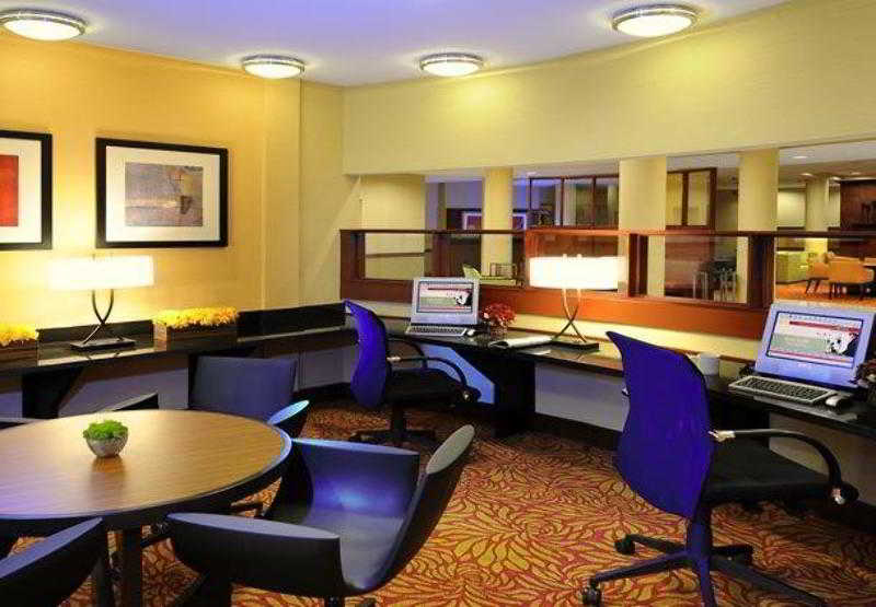 هتل Courtyard Marriott Houston Pearland