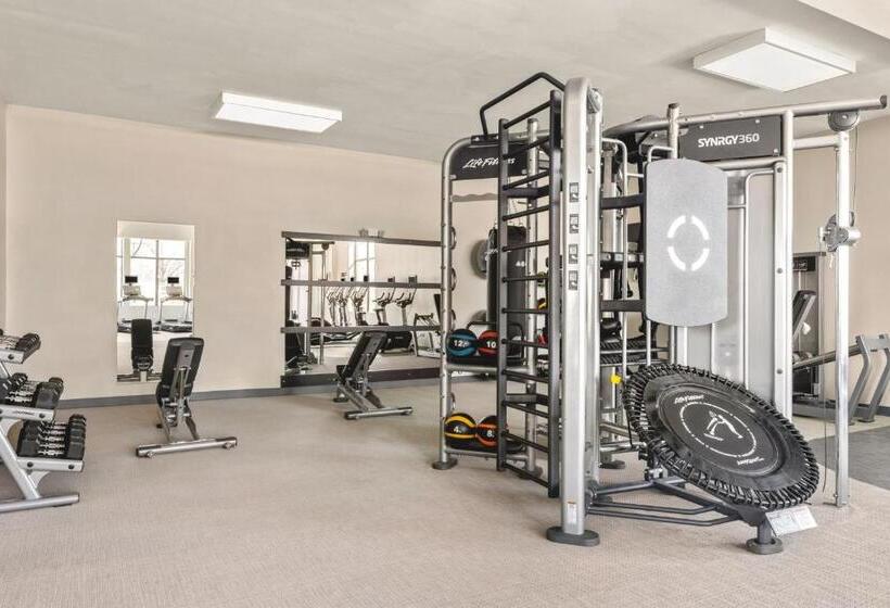 فندق Courtyard Republic Airport Long Island/farmingdale