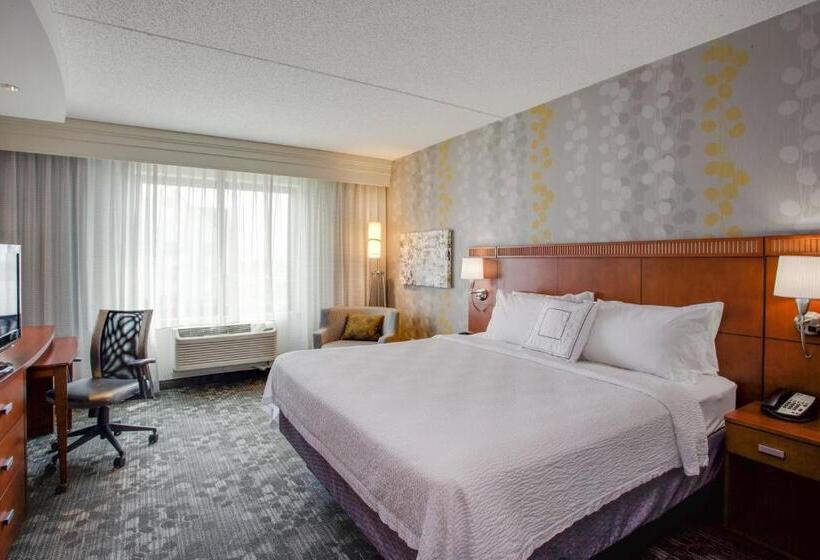 فندق Courtyard Republic Airport Long Island/farmingdale
