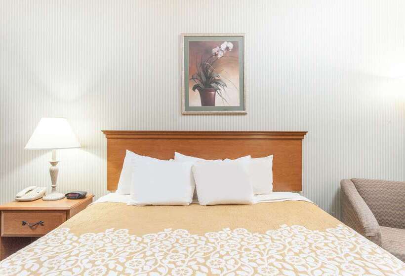 فندق Days Inn & Suites By Wyndham Seaford