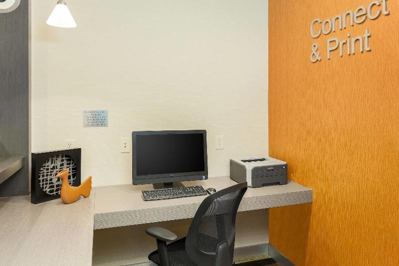 בית מלון כפרי Fairfield Inn & Suites Temecula