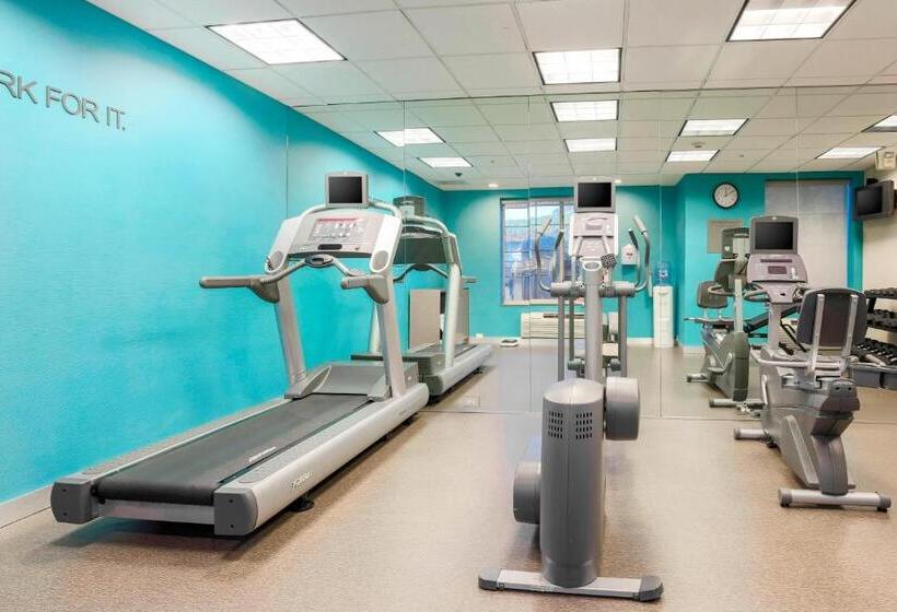 בית מלון כפרי Fairfield Inn & Suites Temecula