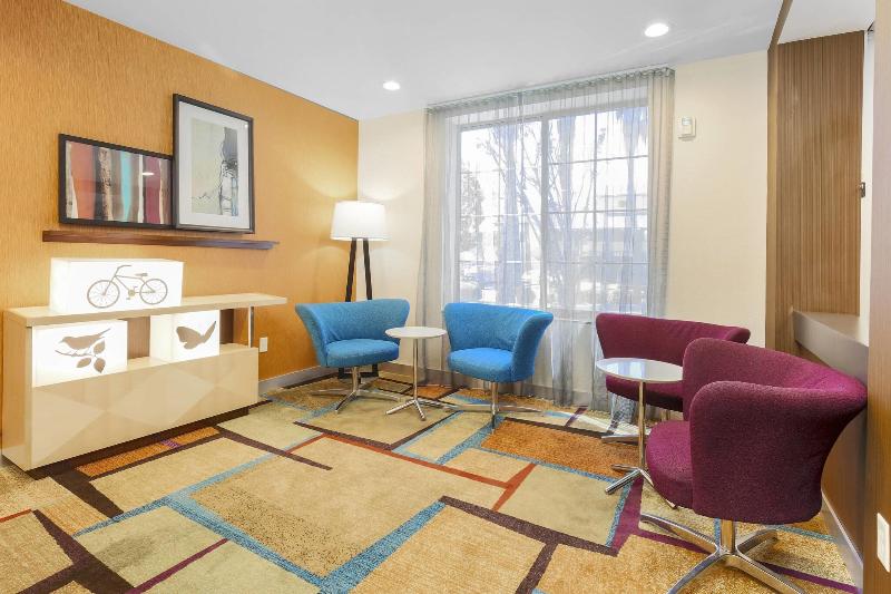 בית מלון כפרי Fairfield Inn & Suites Temecula