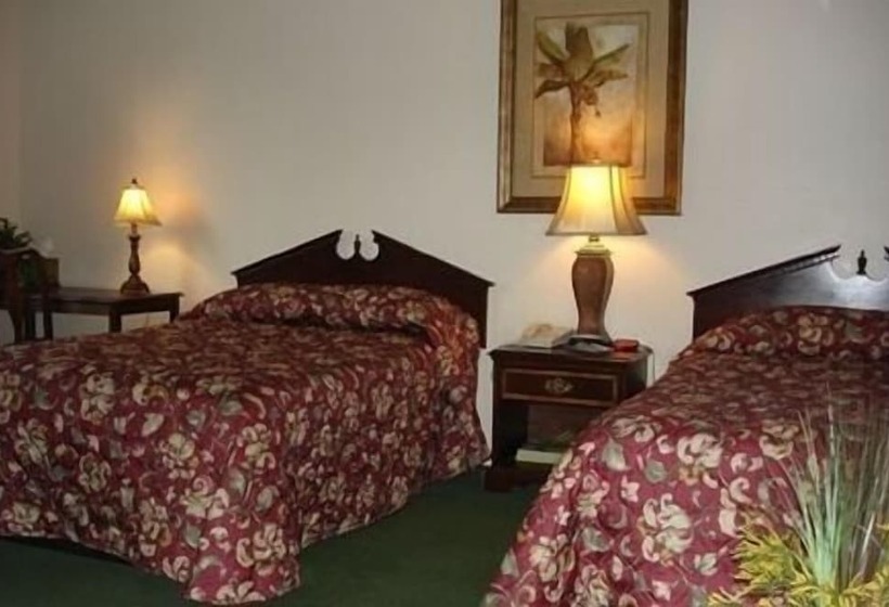 هتل Colonie Inn And Suites
