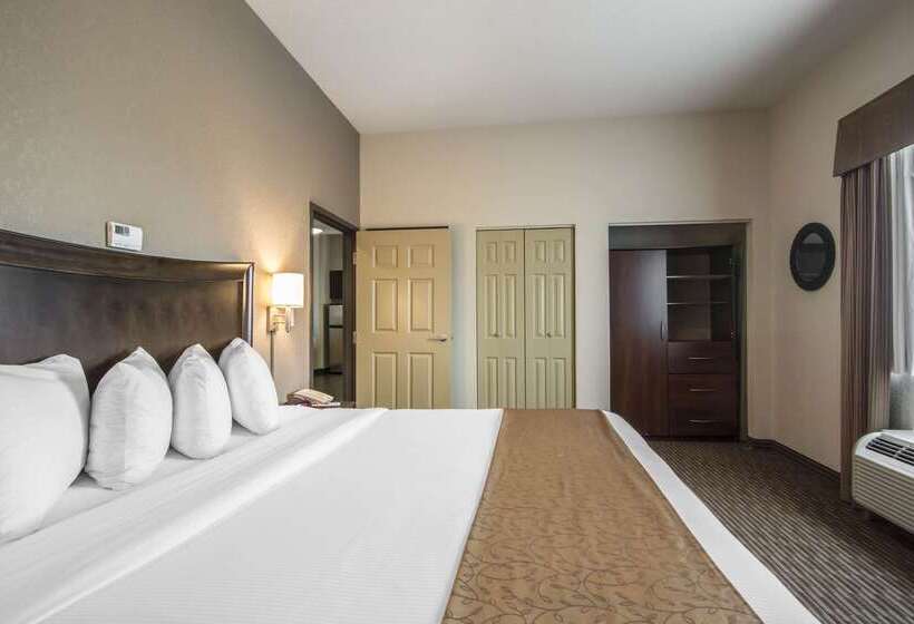 هتل Quality Inn & Suites Thompson