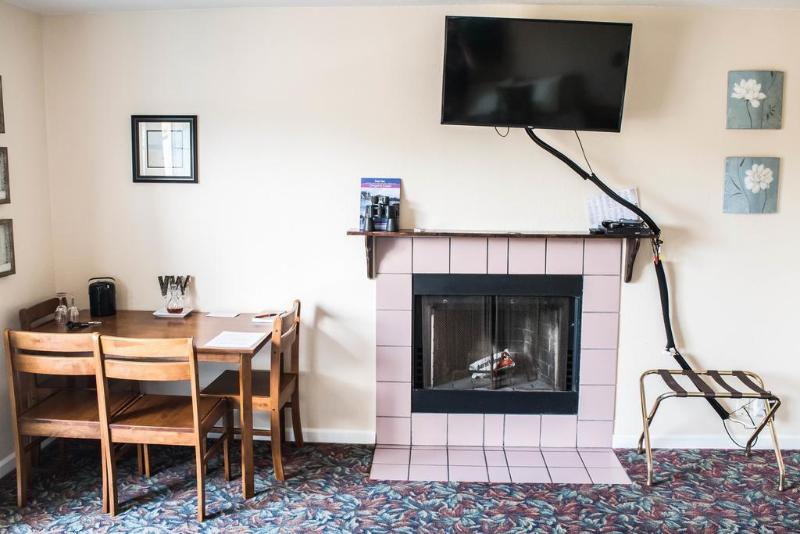 فندق The Harbor Lights Inn