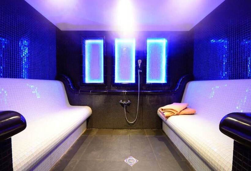 Royal Paradise Beach Resort & Spa