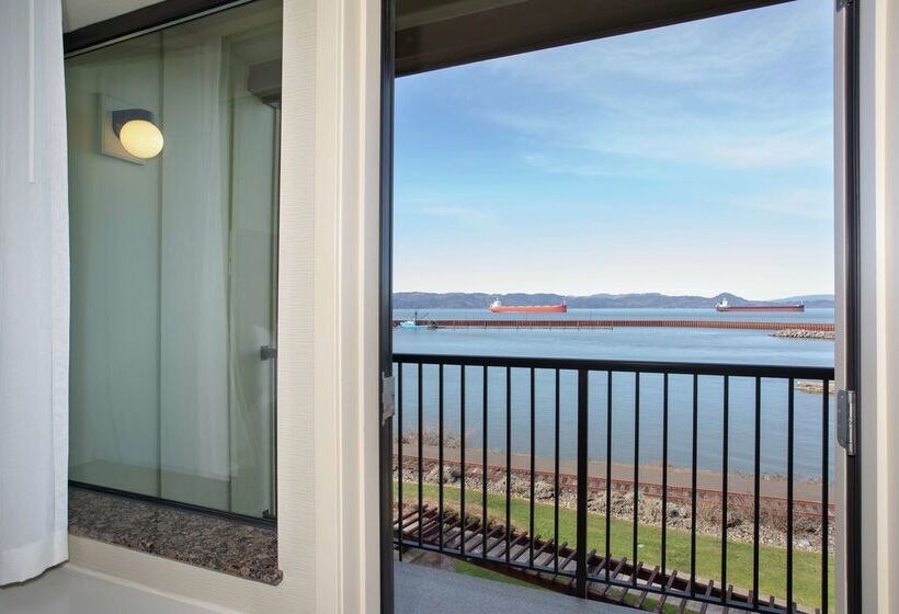 Hampton Inn And Suites Astoria