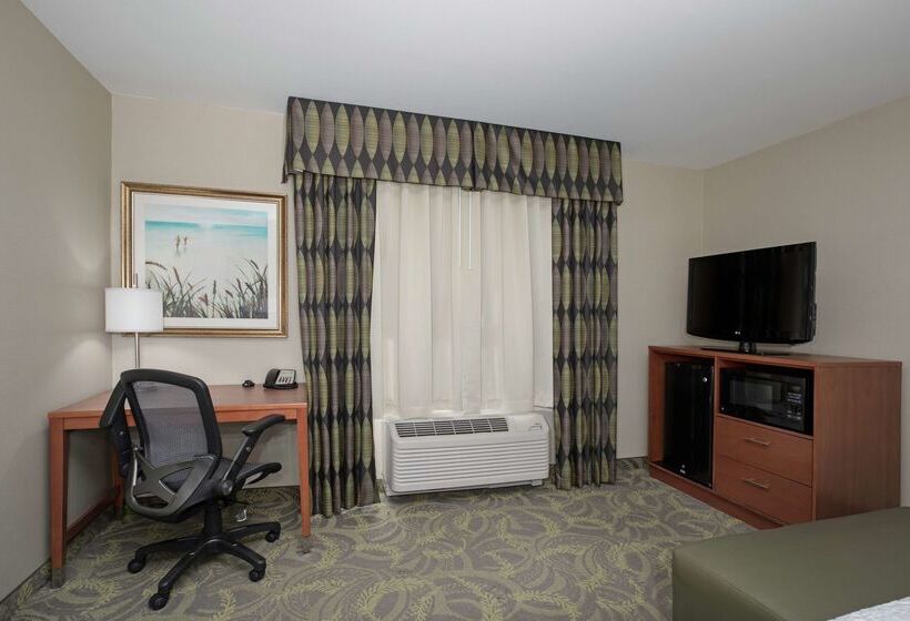 Hampton Inn And Suites Astoria