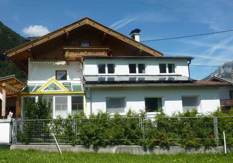 ホテル Anonyme Appartments Stubaital