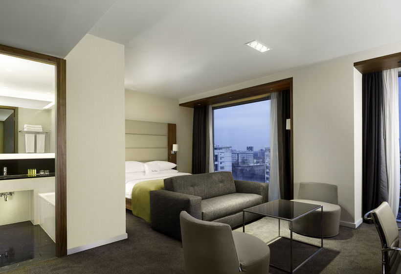 فندق Doubletree By Hilton Zagreb