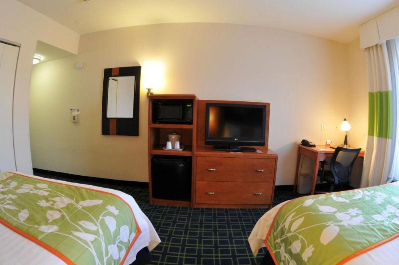 هتل Fairfield Inn & Suites Fresno Clovis