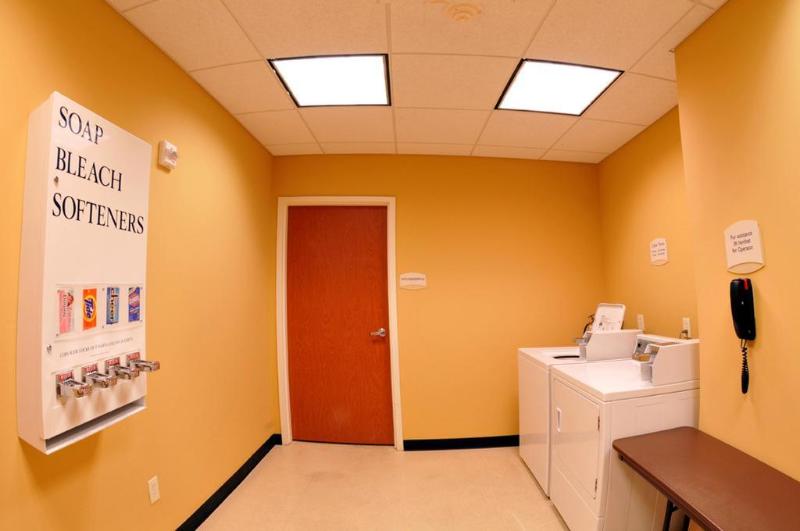 هتل Fairfield Inn & Suites Fresno Clovis
